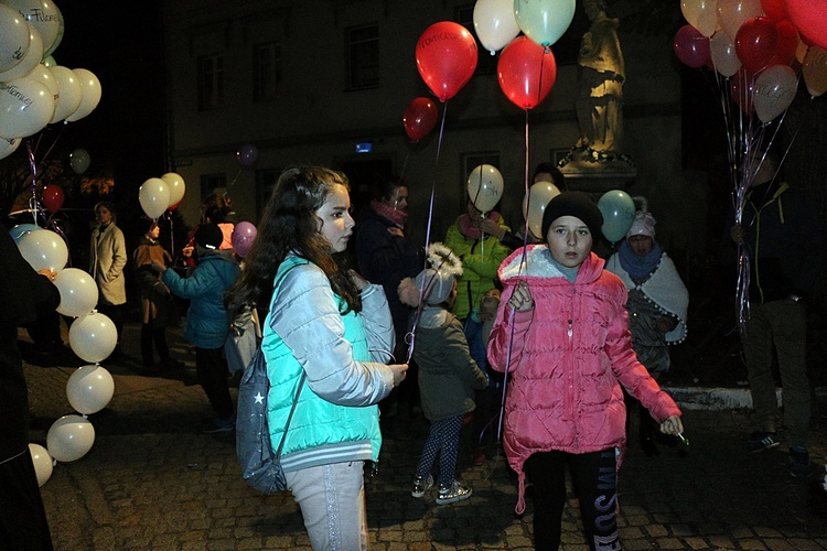 Marsz Wszystkich Świętych w Kątach Wrocławskich 2018