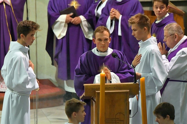 Pogrzeb ks. Wojciecha Łosia w Nowym Targu cz. 2