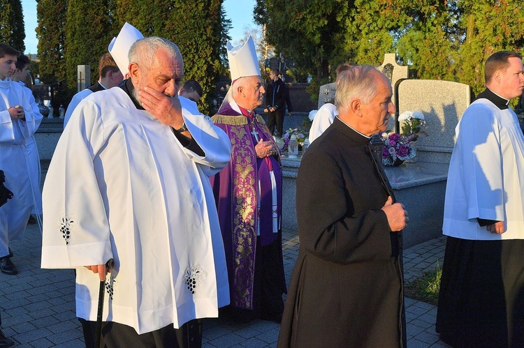 Pogrzeb ks. Wojciecha Łosia w Nowym Targu cz. 2