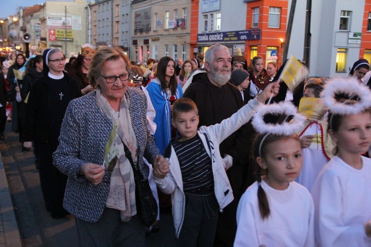 Dębicki Pochód Świętych