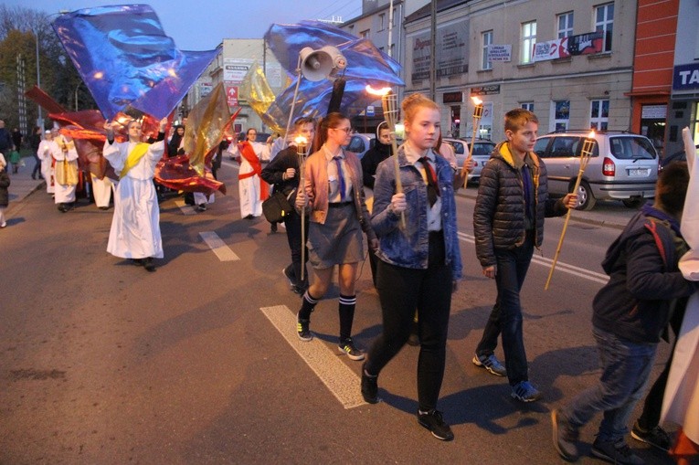 Dębicki Pochód Świętych