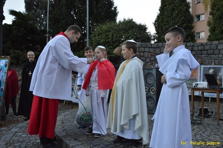 Korowód świętych w Sulęcinie