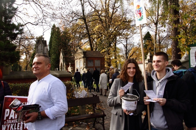 1 listopada 2018 r. na cmentarzu Rakowickim