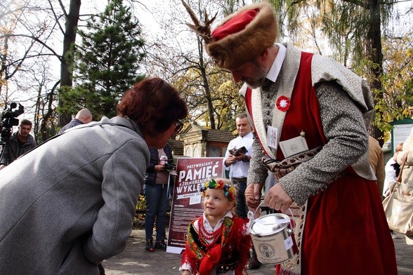 Kwestują nawet najmłodsi