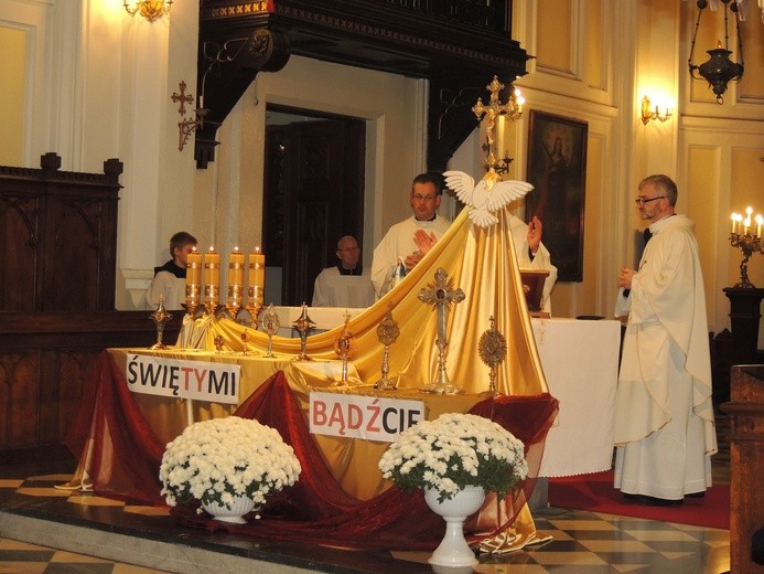 Noc Świętych w Kutnie