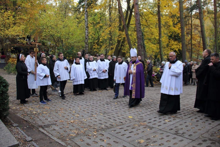 Uroczystość Wszystkich Świętych na gdańskim Srebrzysku