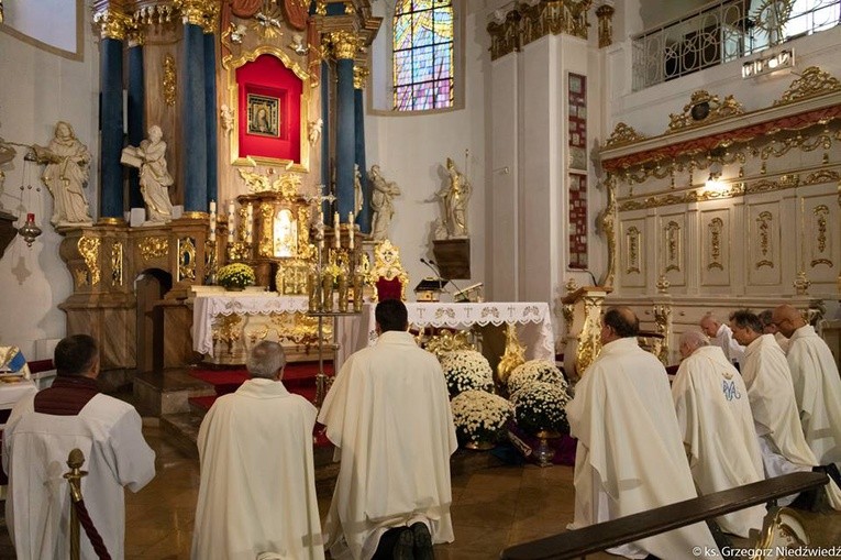 Pielgrzymka do Rokitna dekanatu Gorzów - Chrystusa Króla