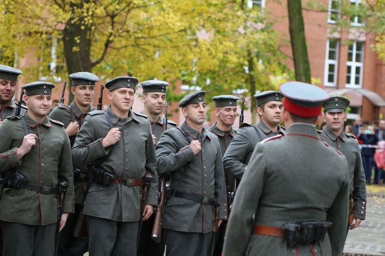 Widowisko batalistyczne