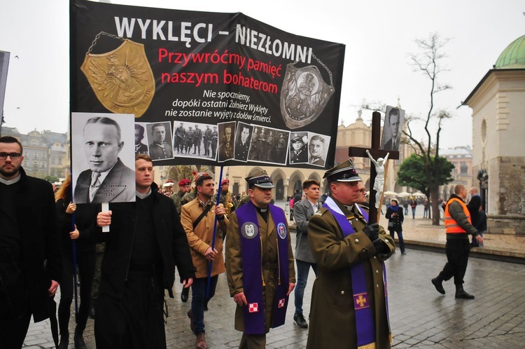 V Krakowskie Zaduszki za Żołnierzy Wyklętych-Niezłomnych Cz. 2