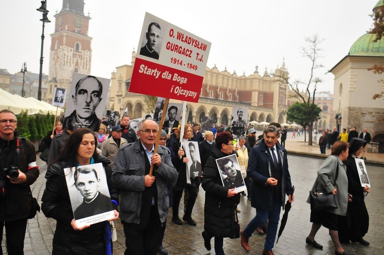 V Krakowskie Zaduszki za Żołnierzy Wyklętych-Niezłomnych Cz. 2