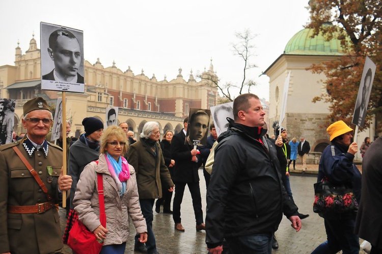 V Krakowskie Zaduszki za Żołnierzy Wyklętych-Niezłomnych Cz. 2