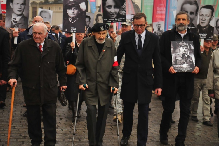 V Krakowskie Zaduszki za Żołnierzy Wyklętych-Niezłomnych Cz. 2