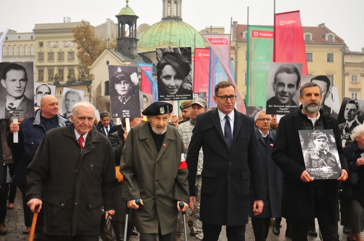 V Krakowskie Zaduszki za Żołnierzy Wyklętych-Niezłomnych Cz. 2