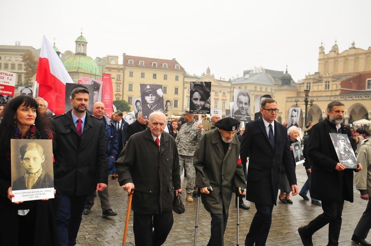 V Krakowskie Zaduszki za Żołnierzy Wyklętych-Niezłomnych Cz. 2