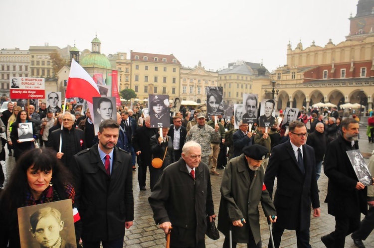 V Krakowskie Zaduszki za Żołnierzy Wyklętych-Niezłomnych Cz. 2