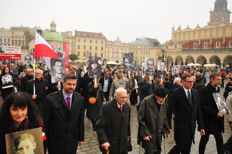 V Krakowskie Zaduszki za Żołnierzy Wyklętych-Niezłomnych Cz. 2