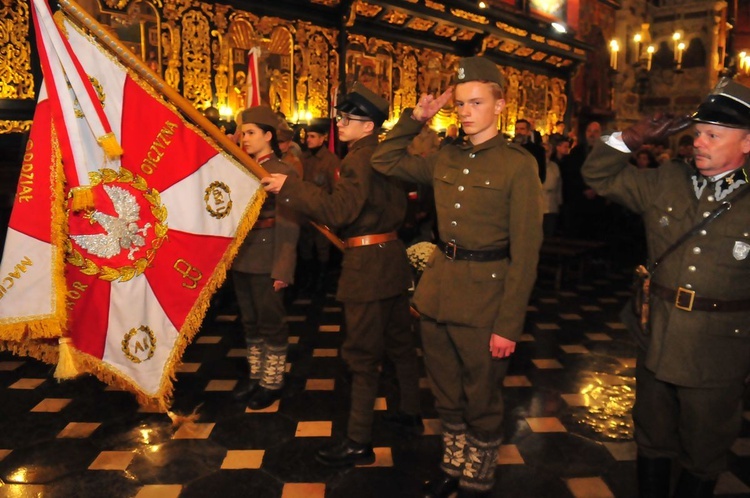 V Krakowskie Zaduszki za Żołnierzy Wyklętych-Niezłomnych Cz. 2