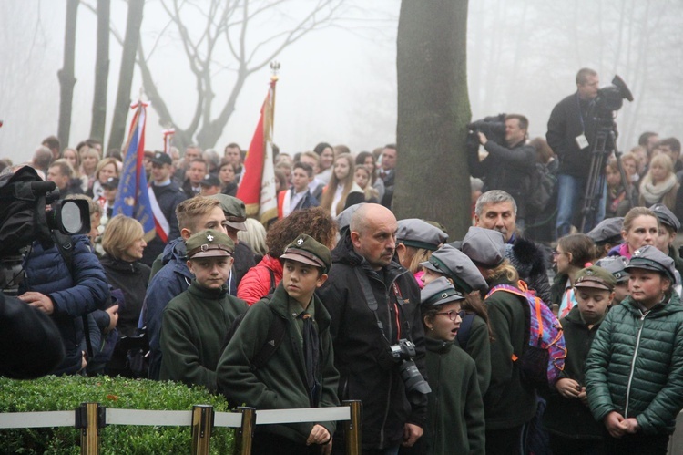 Prezydent na cmentarzu legionistów w Łowczówku