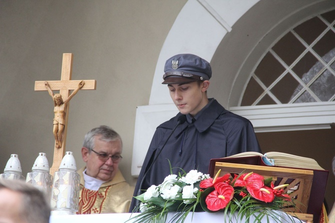 Prezydent na cmentarzu legionistów w Łowczówku