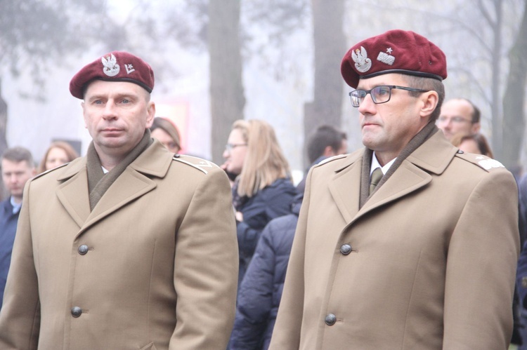 Prezydent na cmentarzu legionistów w Łowczówku