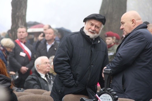 Prezydent na cmentarzu legionistów w Łowczówku