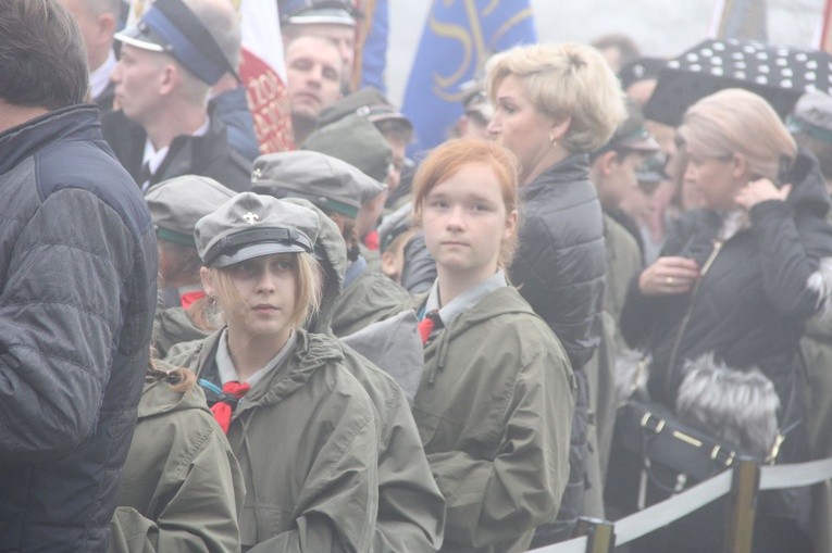 Prezydent na cmentarzu legionistów w Łowczówku