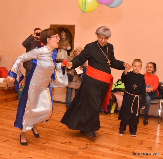 Bal Wszystkich Świętych w Żaganiu