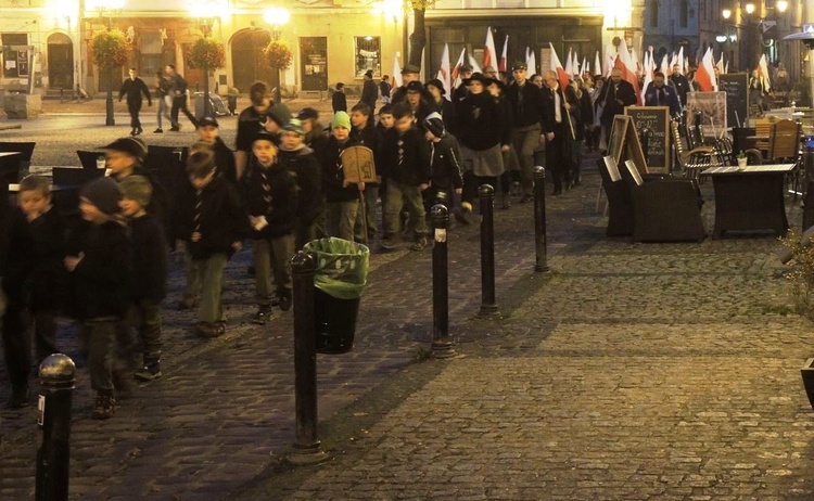 Świętowanie harcerzy ZHR z Niepodległą