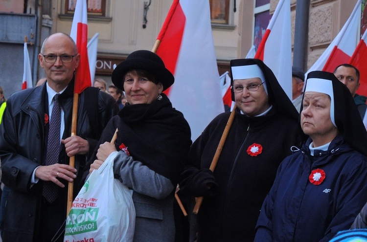 Świętowanie harcerzy ZHR z Niepodległą