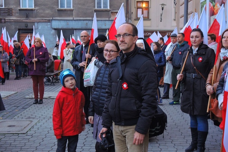 Świętowanie harcerzy ZHR z Niepodległą