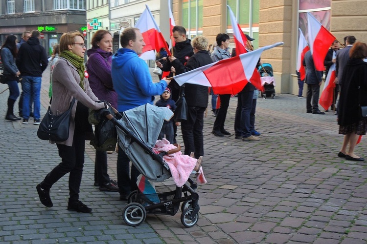 Świętowanie harcerzy ZHR z Niepodległą