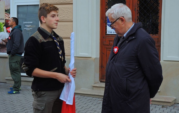 Świętowanie harcerzy ZHR z Niepodległą