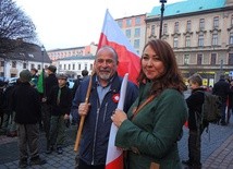 Rodzice, przyjaciele harcerzy ZHR oraz rzesza bielszczan przemaszerowali z pl. Wolności do katedry św. Mikołaja, inauguując świętowanie rocznicy niepodległości