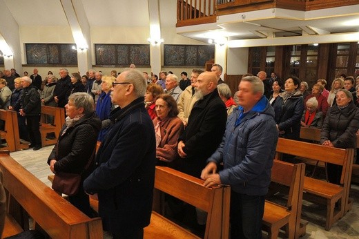 Kantata i obelisk dla Niepodległej na Złotych Łanach