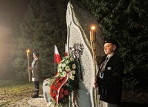 Kantata i obelisk dla Niepodległej na Złotych Łanach