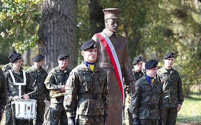 Żołnierze 17. Brygady Zmechanizowanej w Międzyrzeczu są dumni ze swojego patrona – gen. broni Józefa Dowbor- -Muśnickiego.