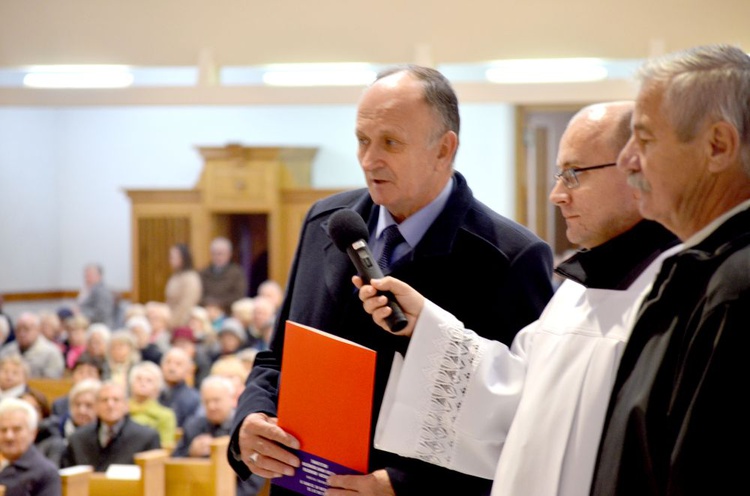 Poświęcenie tablicy pamięci Orląt Lwowskich