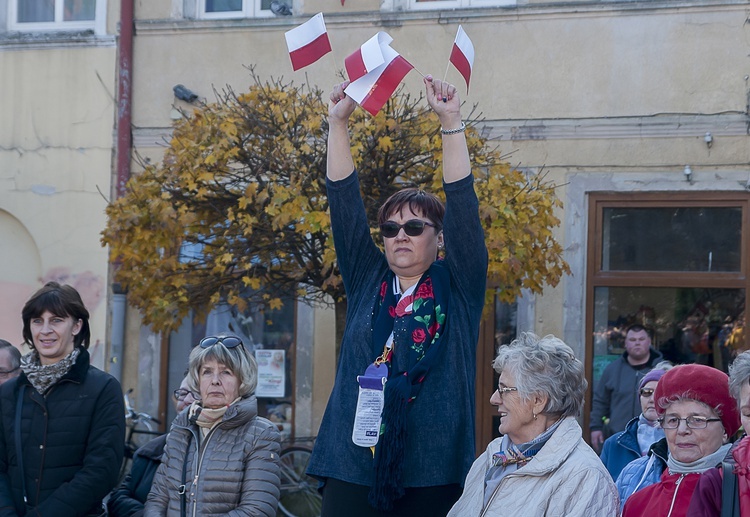 Polonez dla Niepodległej