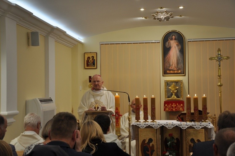 Poświęcenie kaplicy w Domu Miłosierdzia