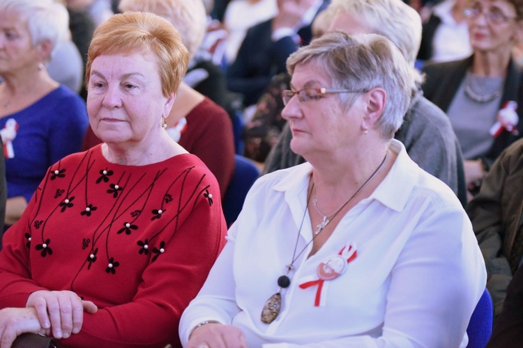 100 lat szkoły w Biadolinach Szlacheckich