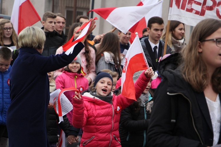 Marsz patriotyczny "Pijarskiej"