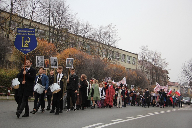 Marsz patriotyczny "Pijarskiej"