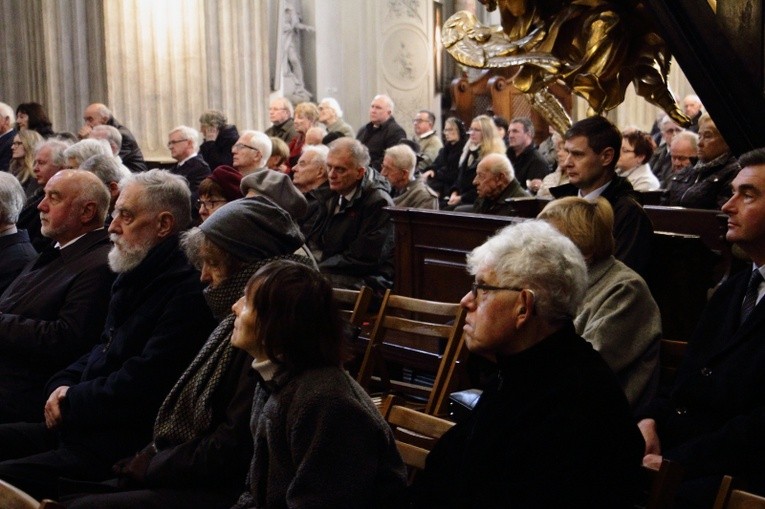 Pogrzeb prof. Jerzego Wyrozumskiego - Msza św.