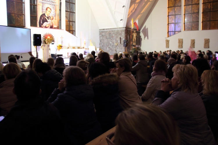 Modlitewne spotkanie w kościele św. Stanisława Kostki w Gdańsku