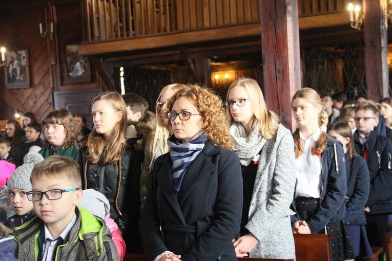 Msza św. z okazji nadania imienia szkole w Jastkowie