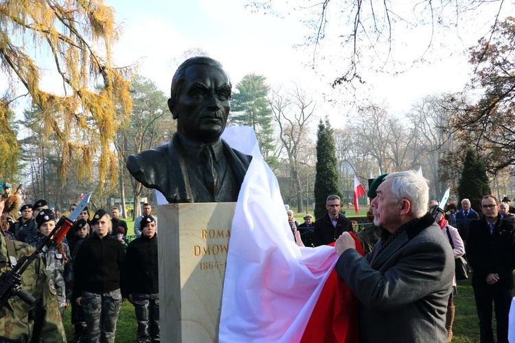 Odsłonięto popiersia zasłużonych Polaków