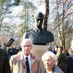 Odsłonięto popiersia zasłużonych Polaków