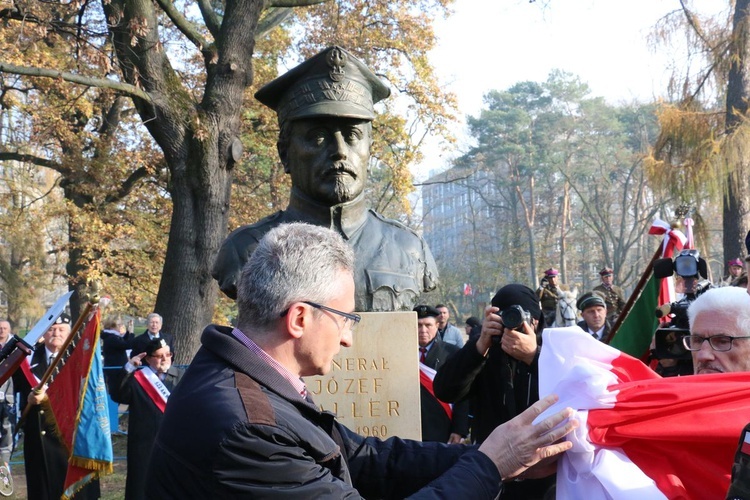 Odsłonięto popiersia zasłużonych Polaków