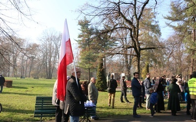 Odsłonięto popiersia zasłużonych Polaków