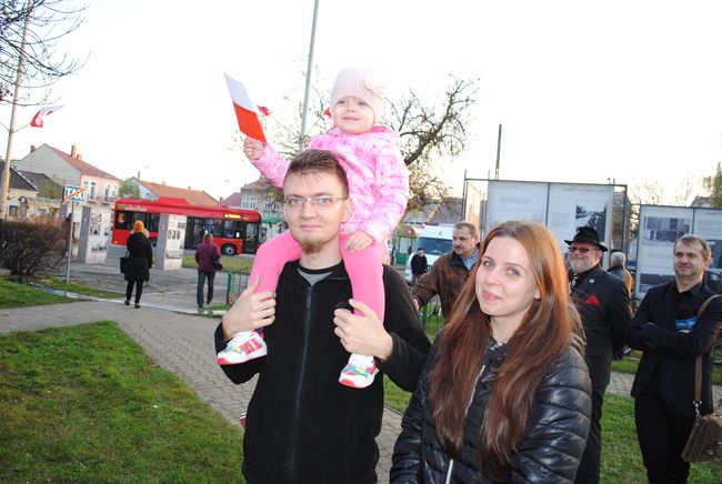 Patriotyczne śpiewanie w Stalowej Woli